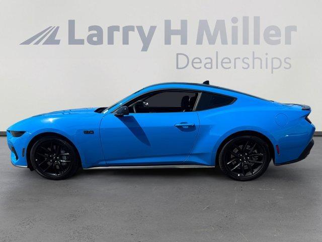 Photo of 2025 Blue Ford Mustang