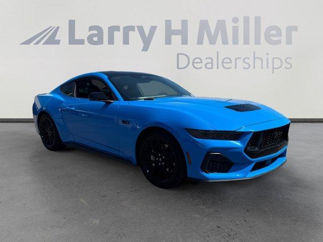 Photo of 2025 Blue Ford Mustang