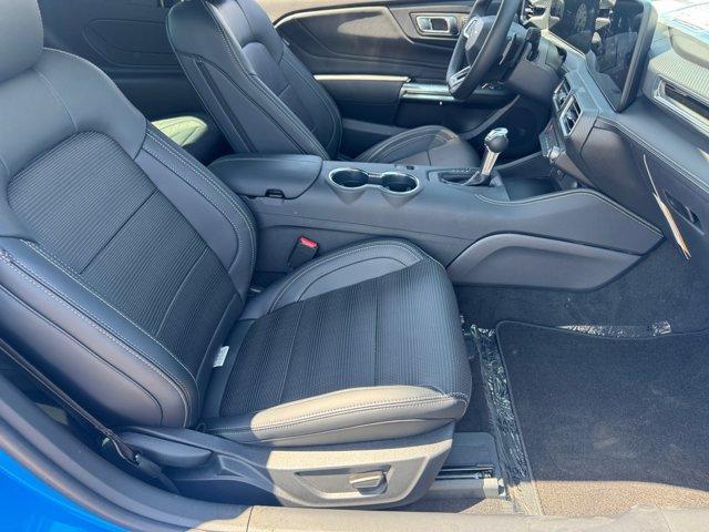 Photo of 2025 Blue Ford Mustang