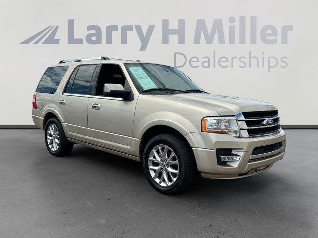 Photo of 2017 White Gold Ford Expedition