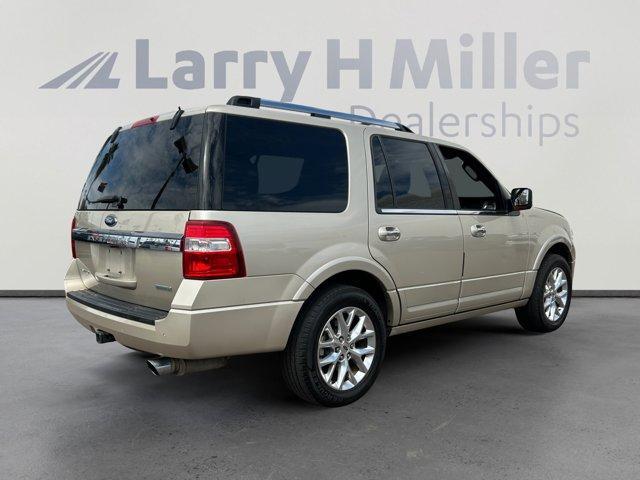 Photo of 2017 White Gold Ford Expedition