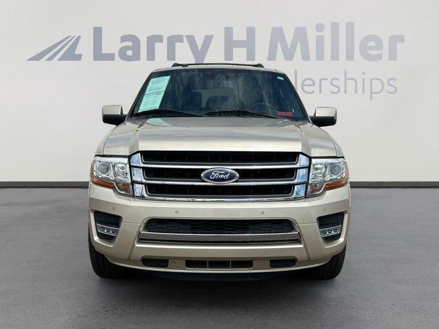 Photo of 2017 White Gold Ford Expedition