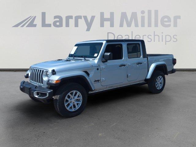 2023 Jeep Gladiator