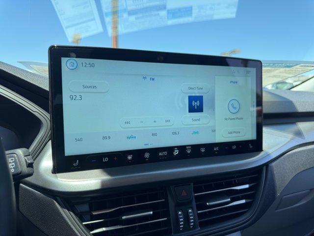 Photo of 2025 White Ford Escape