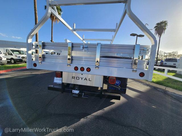 Photo of 2026 White Ford F-450