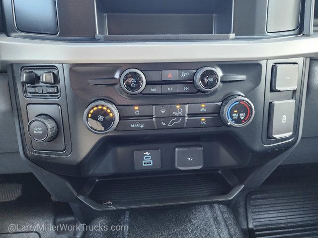 Photo of 2026 White Ford F-450
