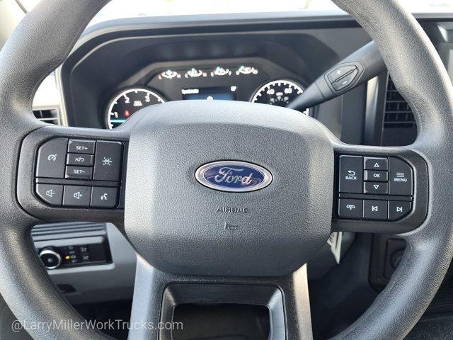 Photo of 2026 White Ford F-450