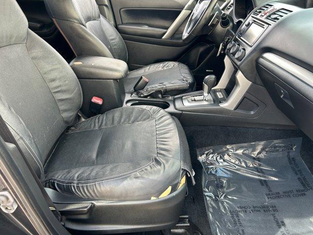 Photo of 2014 Dark Gray Metallic Subaru Forester