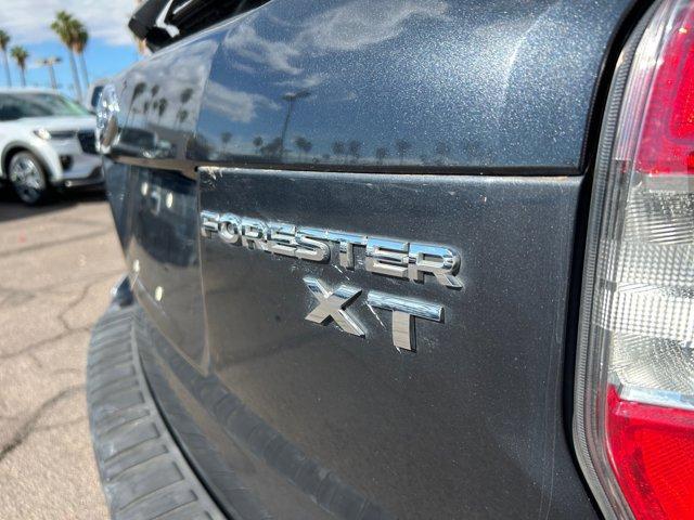 Photo of 2014 Dark Gray Metallic Subaru Forester