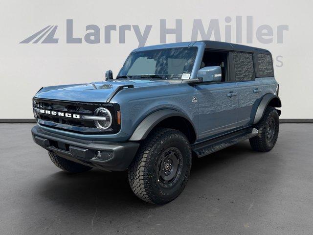 Photo of 2025 Gray Ford Bronco