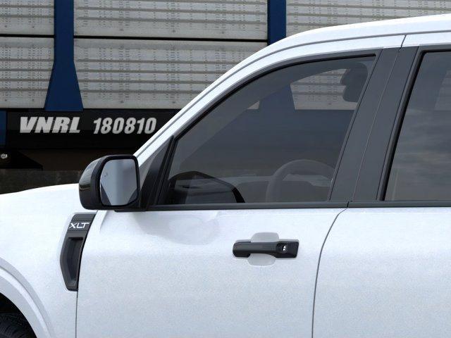 Photo of 2025 White Ford Maverick