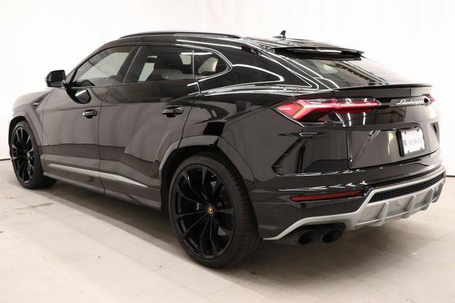 Photo of 2019 Black Lamborghini Urus