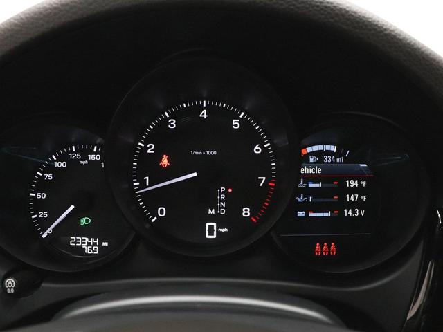 Photo of 2022 Volcano Grey Metallic Porsche Macan