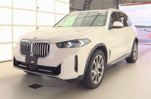 Photo of 2024 White BMW X5