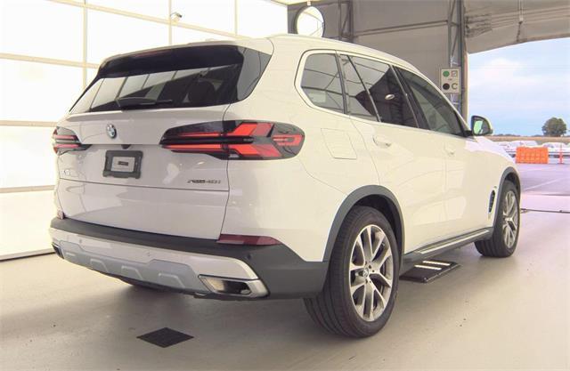 Photo of 2024 White BMW X5