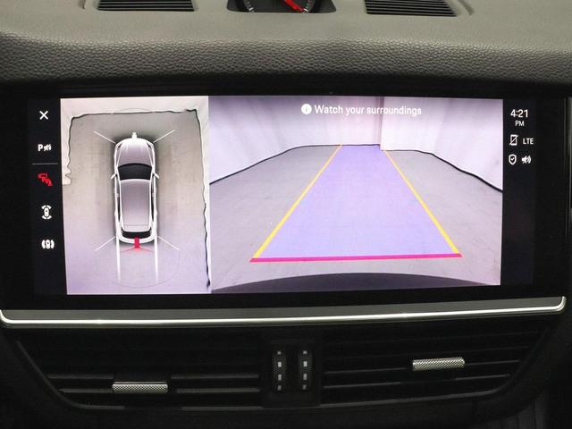 Photo of 2023 Black Porsche Cayenne