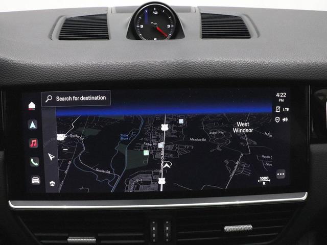 Photo of 2023 Black Porsche Cayenne