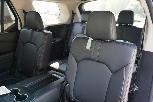 Photo of 2025 Platinum White Pearl Honda Pilot