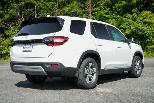 Photo of 2025 Platinum White Pearl Honda Pilot