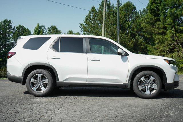 Photo of 2025 Platinum White Pearl Honda Pilot