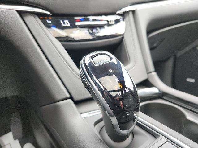 Photo of 2025 Argent Silver Metallic Cadillac XT5