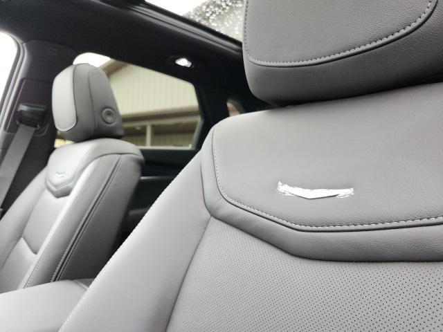 Photo of 2025 Argent Silver Metallic Cadillac XT5