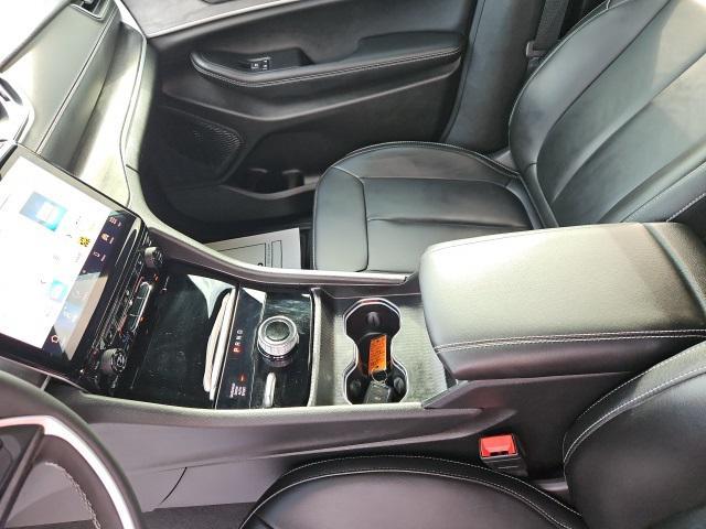 Photo of 2024 Diamond Black Crystal Pearlcoat Jeep Grand Cherokee L