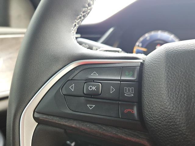 Photo of 2024 Diamond Black Crystal Pearlcoat Jeep Grand Cherokee L