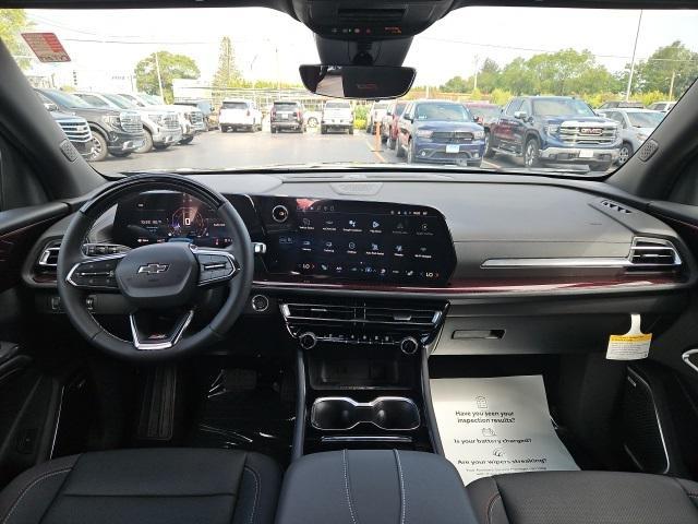 Photo of 2026 Mosaic Black Metallic Chevrolet Traverse