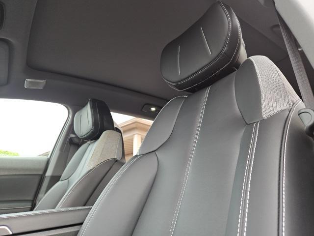 Photo of 2025 Argent Silver Metallic Cadillac OPTIQ