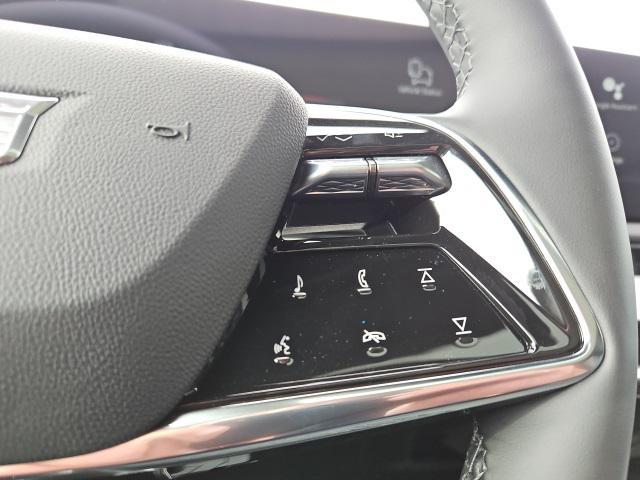 Photo of 2025 Argent Silver Metallic Cadillac OPTIQ