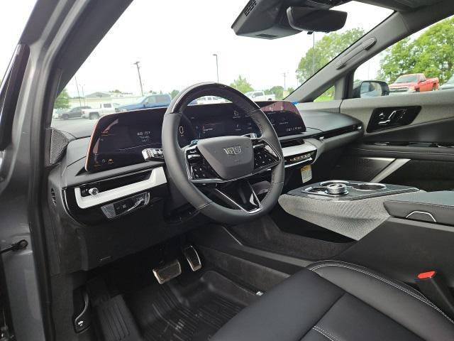 Photo of 2025 Argent Silver Metallic Cadillac OPTIQ
