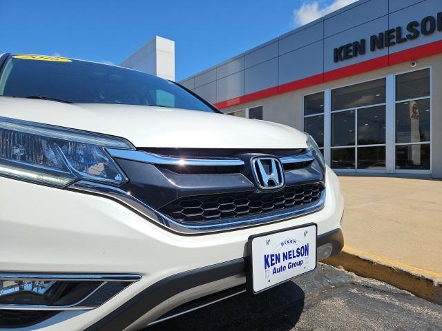 Photo of 2016 White Diamond Pearl Honda CR-V