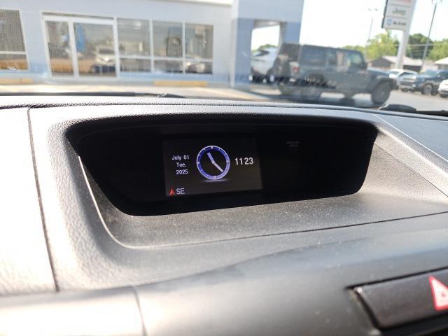 Photo of 2016 White Diamond Pearl Honda CR-V