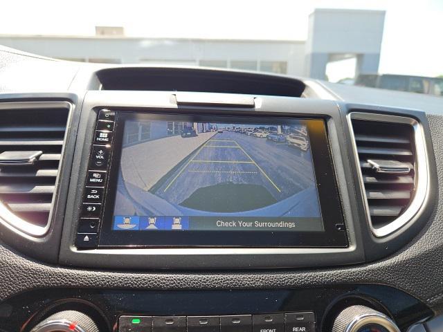 Photo of 2016 White Diamond Pearl Honda CR-V