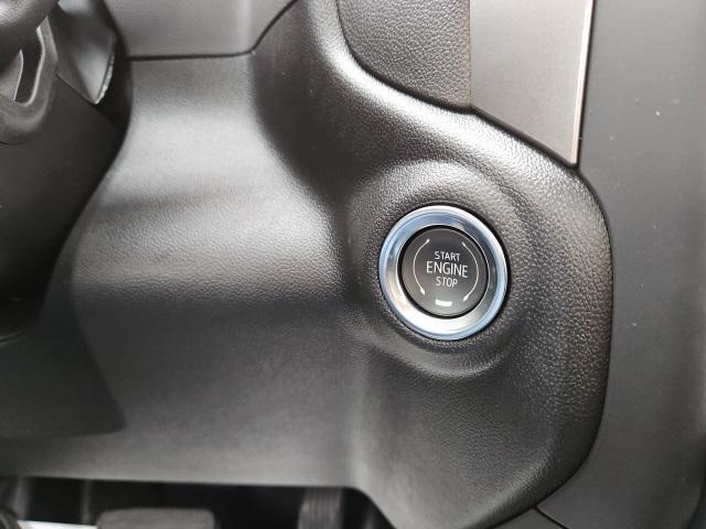 Photo of 2025 Summit White GMC Sierra 2500