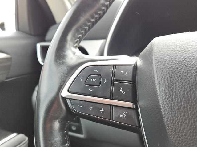 Photo of 2021 Blizzard Pearl Toyota Highlander Hybrid