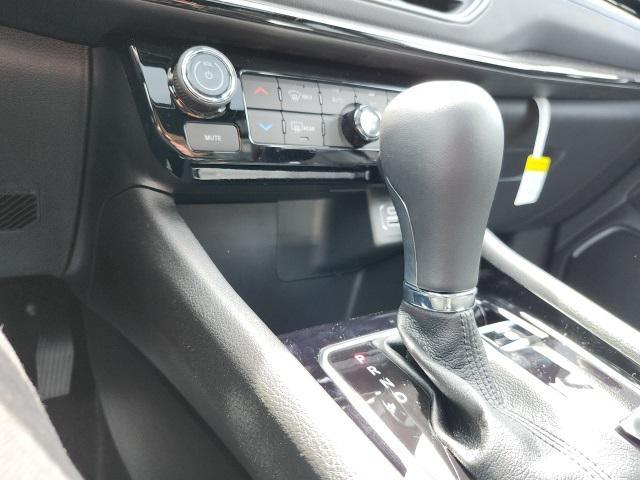 Photo of 2025 Bright White Clearcoat Jeep Compass