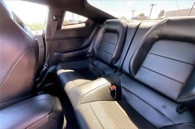 Photo of 2023 Oxford White Ford Mustang