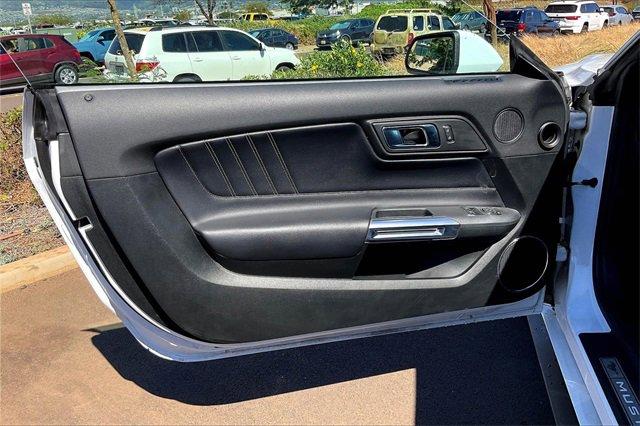 Photo of 2023 Oxford White Ford Mustang
