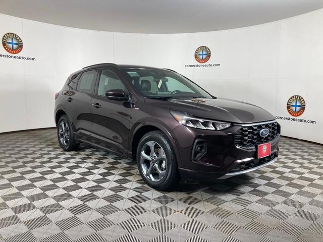 Photo of 2023 Cinnabar Red Metallic Ford Escape