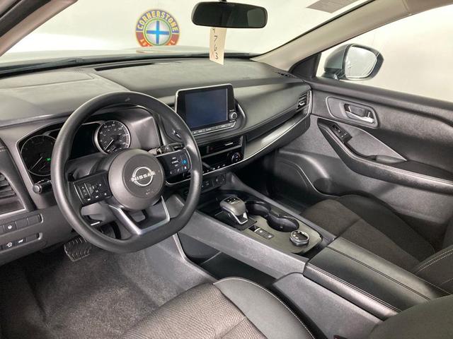 Photo of 2024 Gun Metallic Nissan Rogue