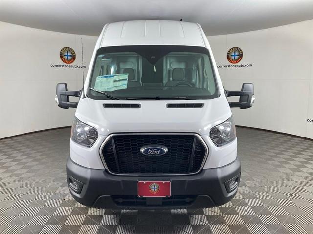 Photo of 2025 Oxford White Ford Transit-350