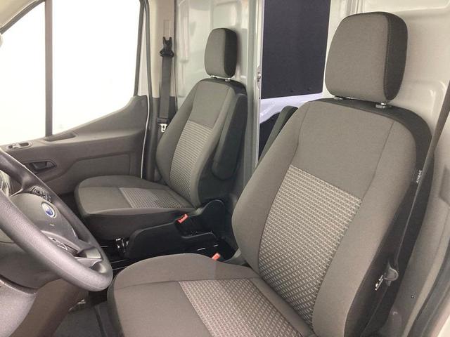 Photo of 2025 Oxford White Ford Transit-350