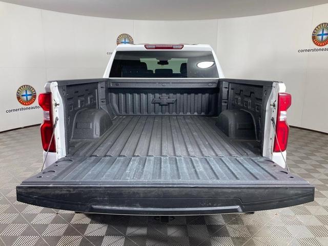 Photo of 2022 Summit White Chevrolet Silverado 1500