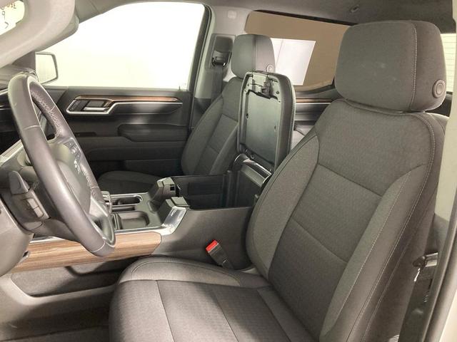 Photo of 2022 Summit White Chevrolet Silverado 1500