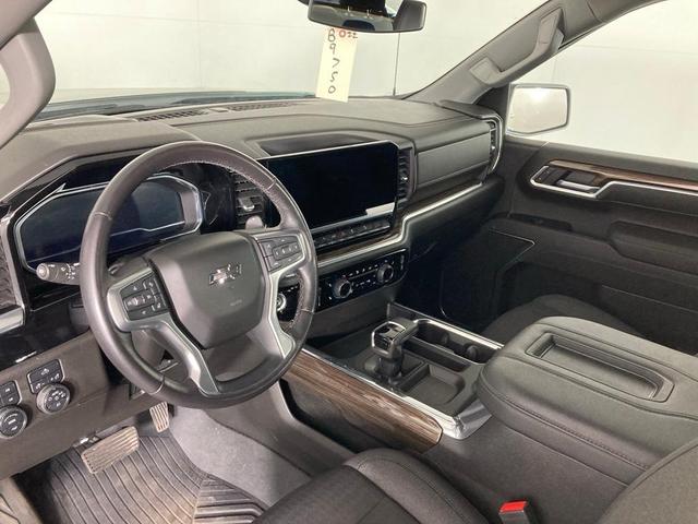 Photo of 2022 Summit White Chevrolet Silverado 1500