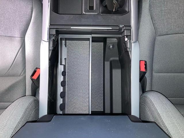 Photo of 2025 Oxford White Ford F-150