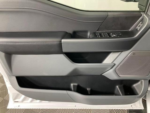 Photo of 2025 Oxford White Ford F-150