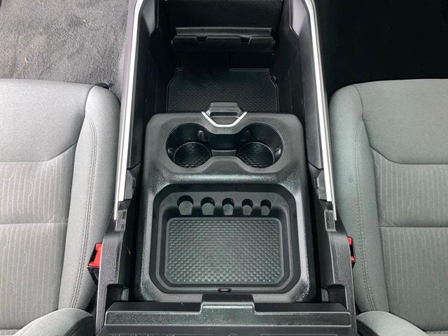 Photo of 2022 Bright White Clearcoat RAM 1500